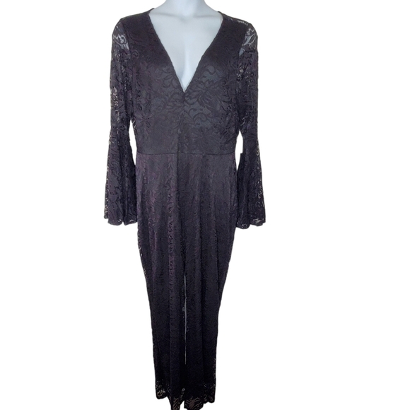 NWT Fashion to Figure Drama Sleeve Lace Jumpsuit 2X Straight Leg Stretch Goth - Picture 1 of 16